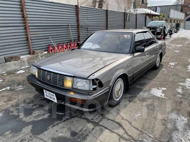 Toyota crown uzs131