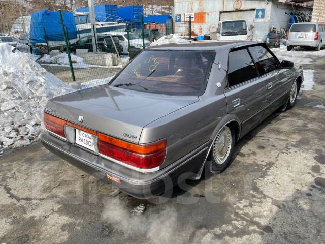 Toyota crown uzs131