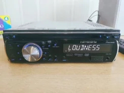 Pioneer Carrozzeria DVH-P550 ����