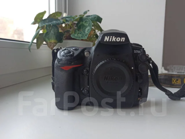 Nikon D700 Body. 10 - 14.9 �� ����