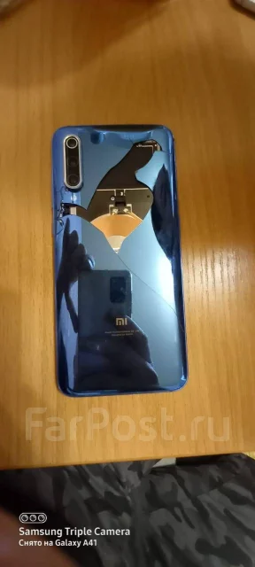 Xiaomi Mi9. �/�, �����, 3G, 4G LTE, NFC ����