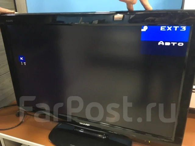 Sharp LC-32D44RU-BK. LED ����