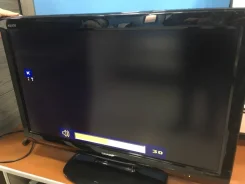 Sharp LC-32D44RU-BK. LED ����