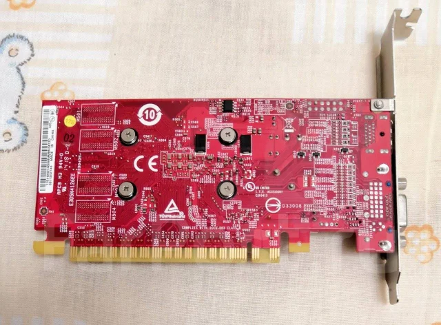 GeForce GT 720 ����