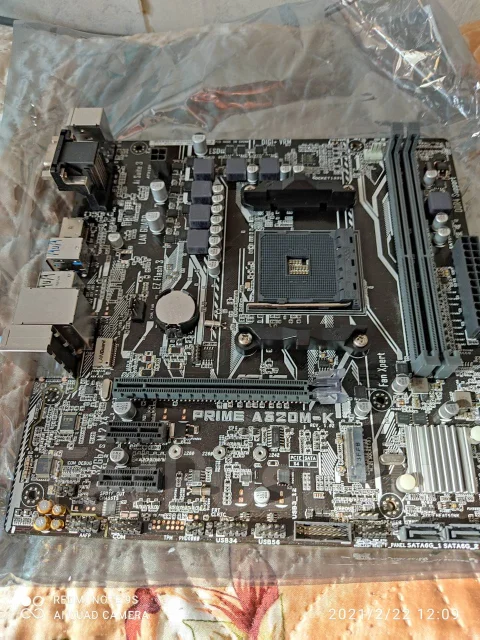 AMD A320M ����