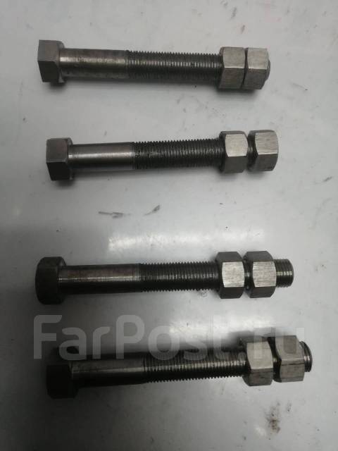 Демпфер лодочного мотора ямаха. Yamaha болт крепления двигателя. Yamaha болт крепления двигателя. Болт крепления лодочного мотора к транцу ямаха. Болты соединительные редуктора ямаха 130.