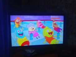 Samsung UE32D5000. LED ����