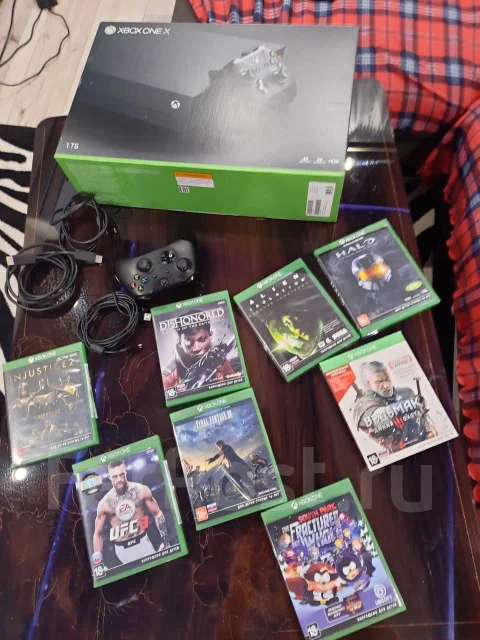 Microsoft Xbox One X ����