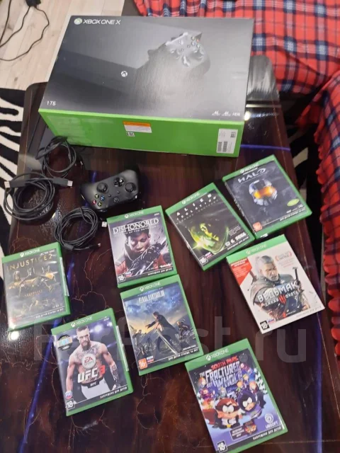 Microsoft Xbox One X ����