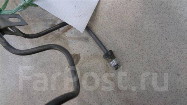 Тормозные трубки corolla 150. Тормозная трубка тойота королла 150. Тормозная трубка королла 150 задняя правая. Трубка тормозная тойота королла е150. Трубка тормозная королла 120.