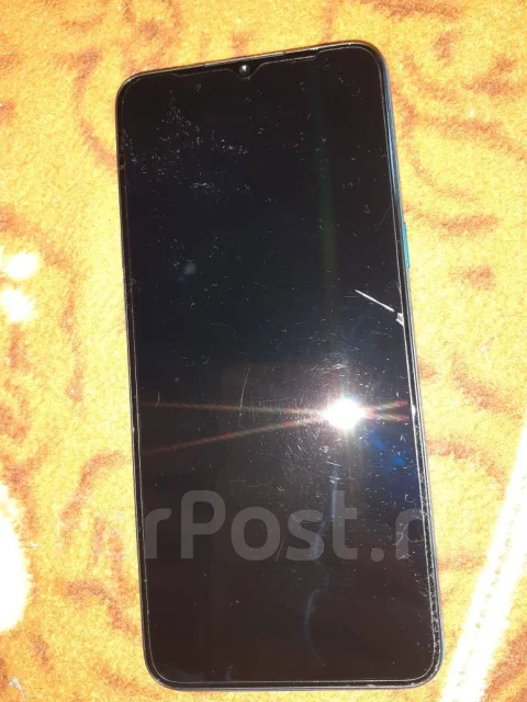 Realme C3. �/�, �����, 3G, 4G LTE, Dual-SIM, NFC ����