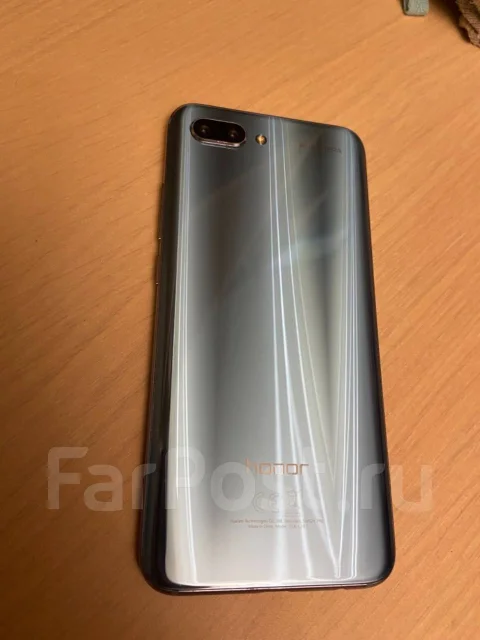 Honor 10. �/�, �����, 3G, 4G LTE, Dual-SIM, NFC ����