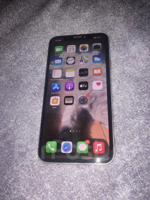 Apple iPhone X. �/�, �����, 4G LTE ����