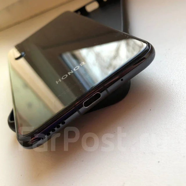Honor 20. �/�, ������, 4G LTE, Dual-SIM, NFC ����