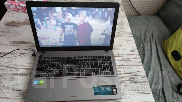 Asus X550CC. 15.6", 1,8����, ��� 8 ��, ���� 500���, WiFi: 1, Bluetooth: 1 ����