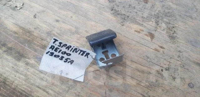 Ручка открытия капота тойота