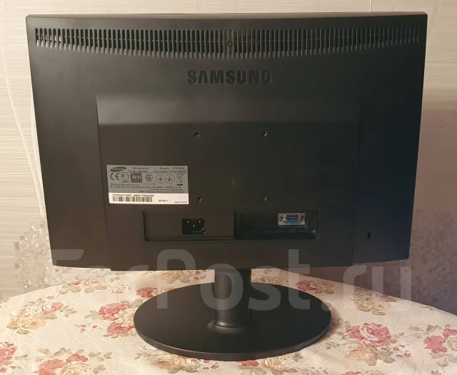 Samsung. 19" ����