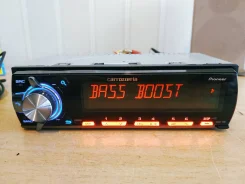 Pioneer Carrozzeria MVH-3200 ����