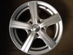 Hot Stuff Exceeder. 6.0x15", 5x114.3, ET43, �� 73,1���. ����