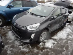 Toyota Aqua. NHP10, 1NZFXE ����