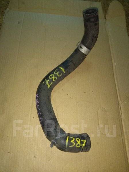 1zz-fe верхний патрубок радиатора. Патрубки 1zz. 1zz fe помпа патрубки. Патрубки радиатора тойота виста 1zz-fe. Патрубок радиатора тойота виш.