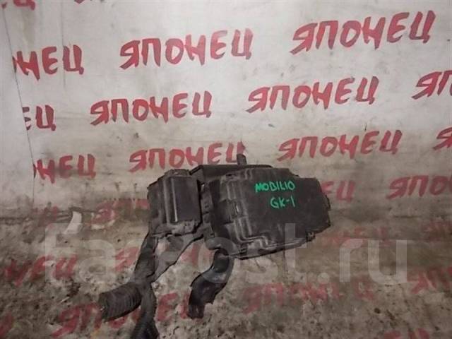 Блок предохранителей хонда мобилио спайк 2006 Блок предохранителей под капот Honda Mobilio Spike GK1 L15A купить в Улан-Удэ по