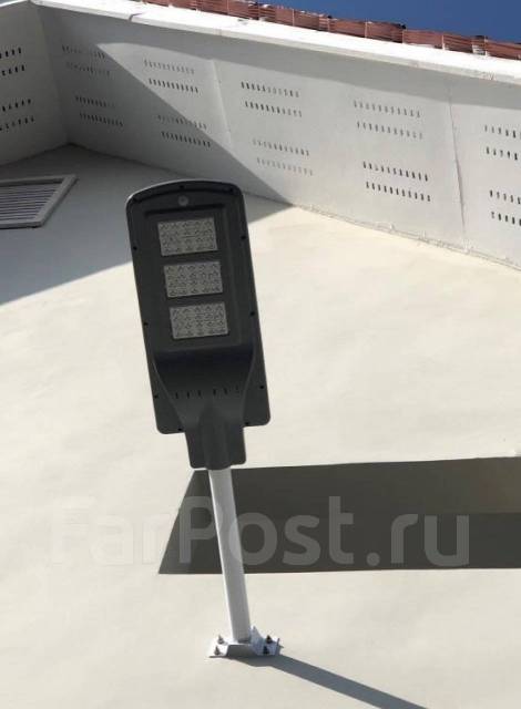 Фонарь с датчиком движения