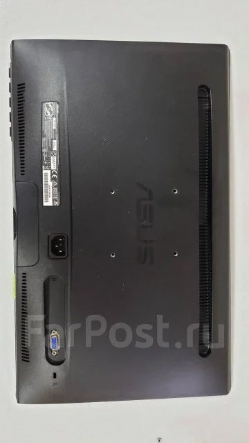 Acer. 18.5" ����