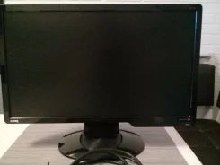 BenQ. 20" ����