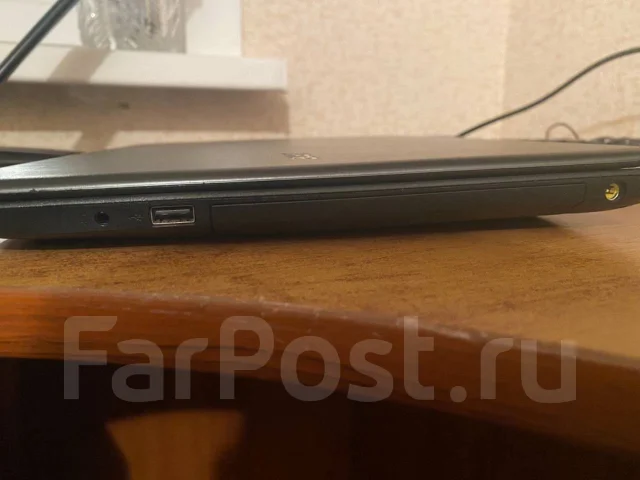 Acer Aspire E15. 15.6", 3,1����, ��� 4 ��, ���� 500���, WiFi: 1, Bluetooth: 1, ����������� �� 6��. ����