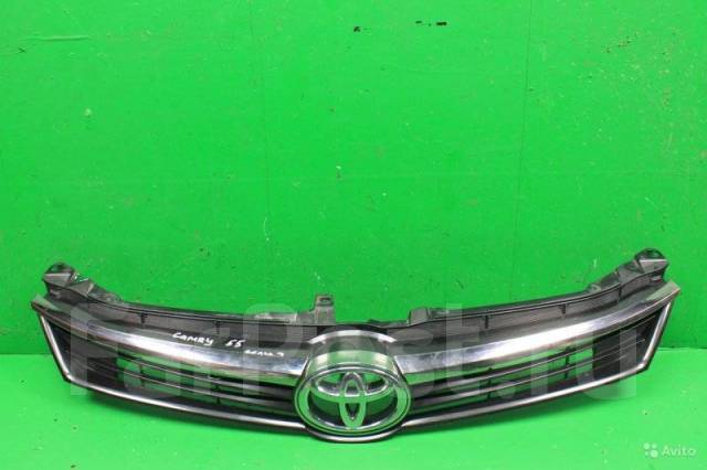решетка радиатора toyota camry 55