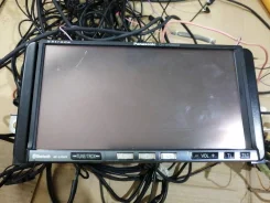 Panasonic CN-HW880D ����