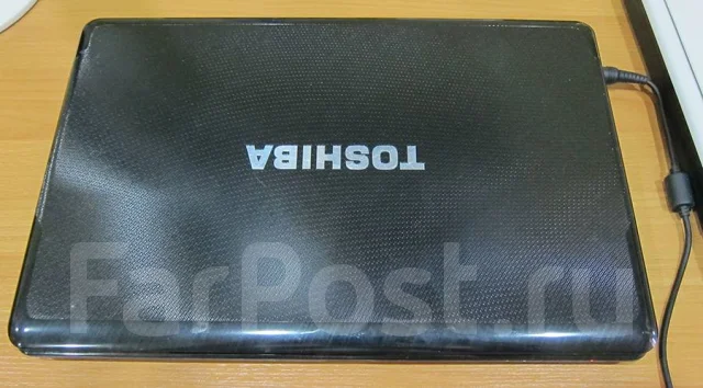 Toshiba Satellite A660. 15.6", 2,4����, ��� 2048 ��, ���� 250���, WiFi: 1, Bluetooth: 1 ����