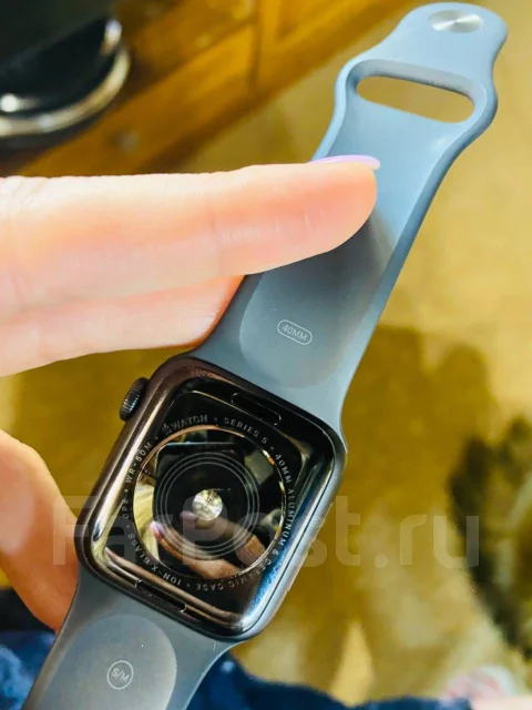 Apple Watch Series 5 ����