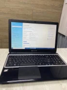Acer Aspire E1. 15.6", 1,4����, ��� 4 ��, ���� 60���, WiFi, Bluetooth, ����������� �� 2��. ����