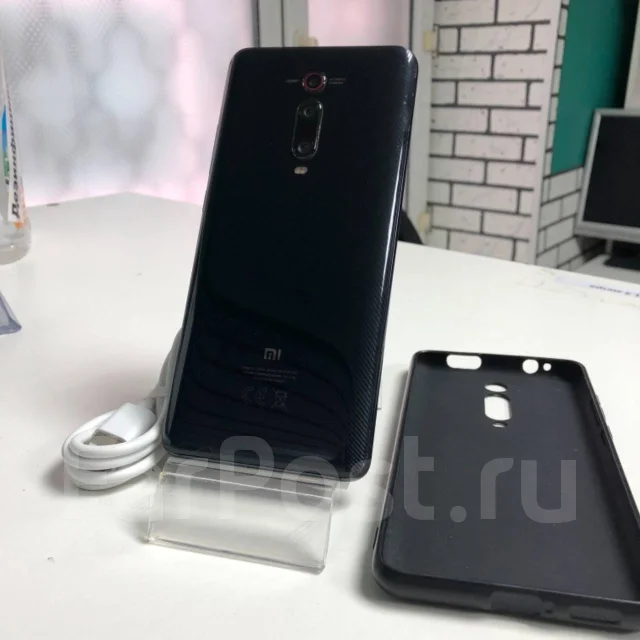 Xiaomi Mi 9T. �/�, ������, 3G, 4G LTE, Dual-SIM ����
