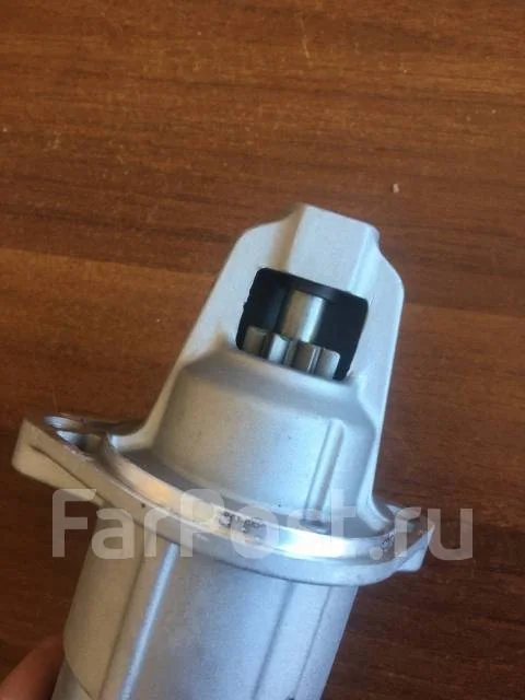 ������� Nissan Primera SR18/SR20 233002F200 ����