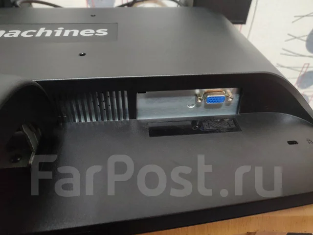 eMachines. 20" ����