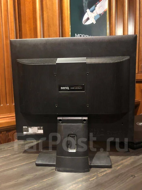 BenQ. 19" ����