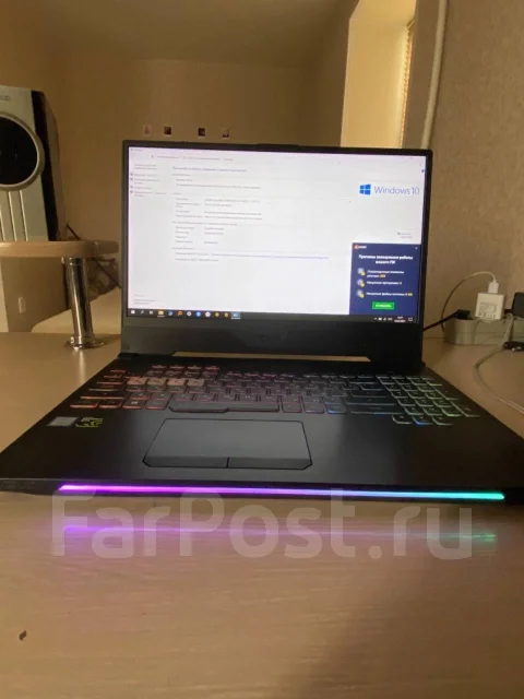 Asus ROG Strix Hero. 15.6", 2,3����, ��� 16 ��, ���� 256���, WiFi: 1, Bluetooth: 1, ����������� �� 2��. ����