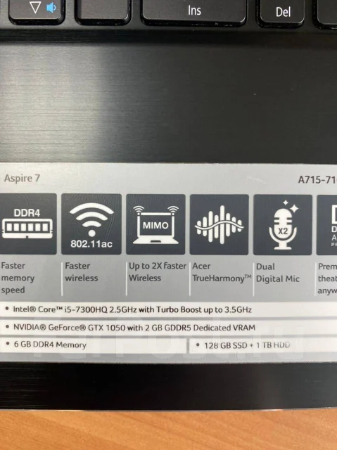 Acer Aspire 7. 15.6", 2,5����, ��� 12 ��, ���� 1 000���, WiFi: 1, Bluetooth: 1, ����������� �� 4��. ����
