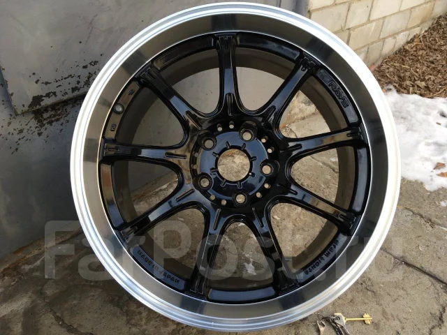 RAYS Gram Lights 57 Gainer. 8.5x18", 5x114.3, ET33 ����