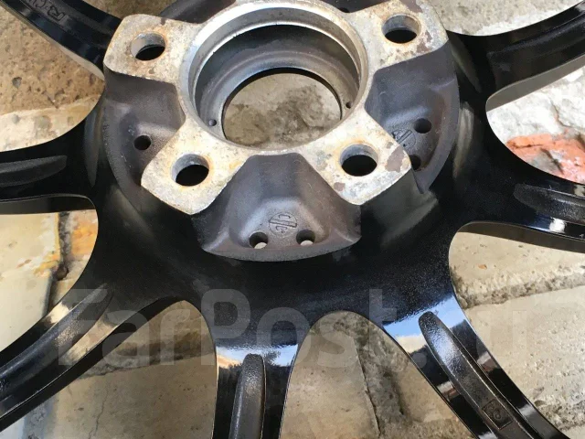 RAYS Gram Lights 57 Gainer. 8.5x18", 5x114.3, ET33 ����