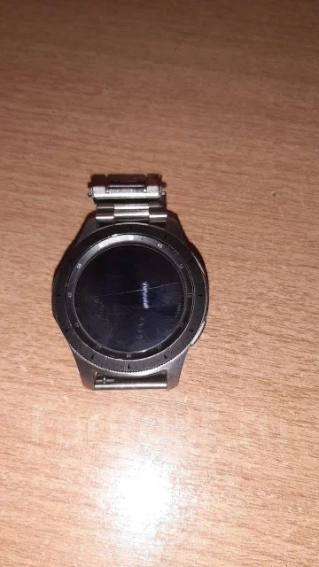 Samsung Galaxy Watch. NFC, IP68 ����