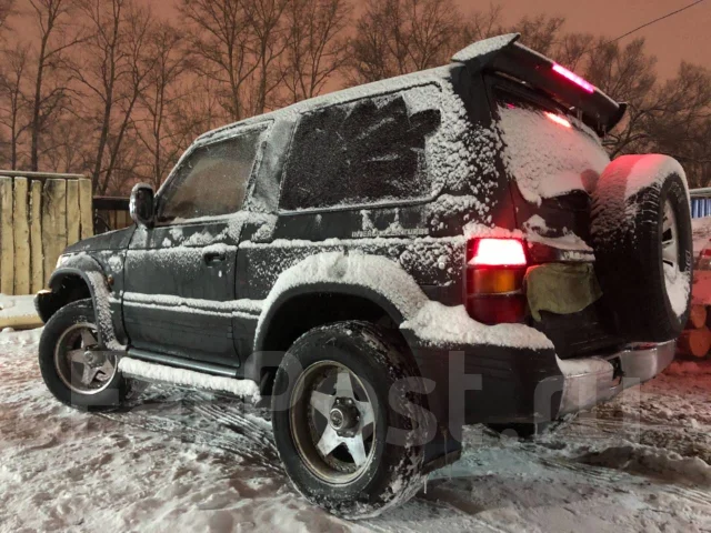 Mitsubishi Pajero. �������, 4wd, 2.5 (99��.�.), ������, 250 000����. �� ����