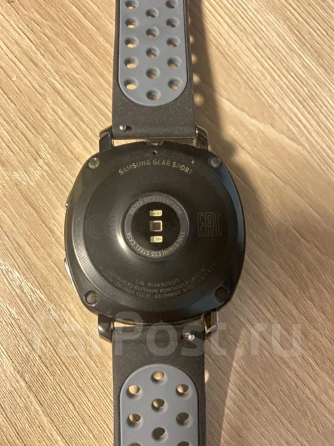 Samsung Gear Sport ����