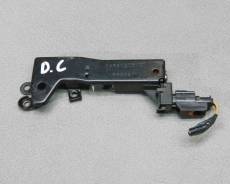    Dodge Caravan 4 04690805AC 