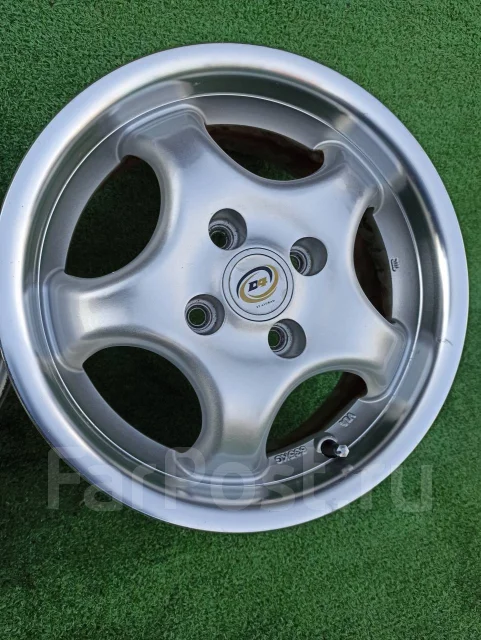Kosei Grand Infest D4. 6.0x14", 4x100, ET37, �� 67,1���. ����