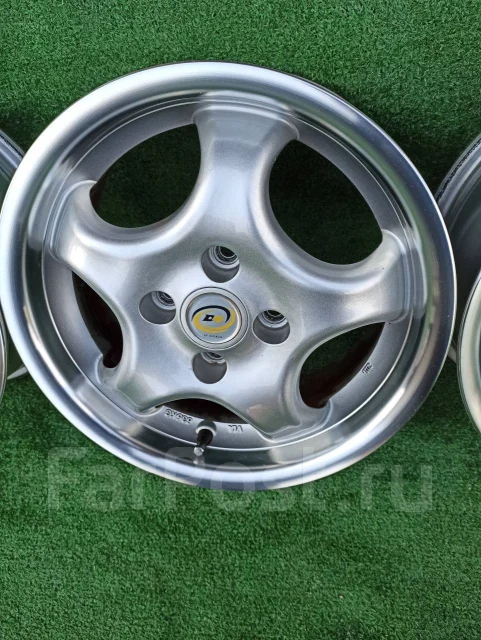 Kosei Grand Infest D4. 6.0x14", 4x100, ET37, �� 67,1���. ����