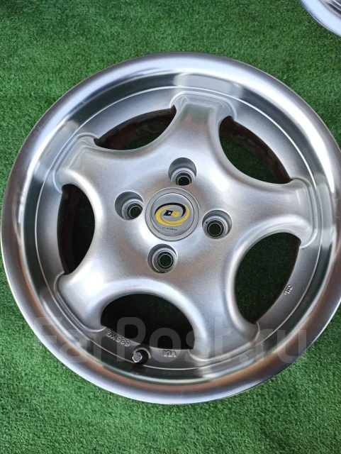 Kosei Grand Infest D4. 6.0x14", 4x100, ET37, �� 67,1���. ����